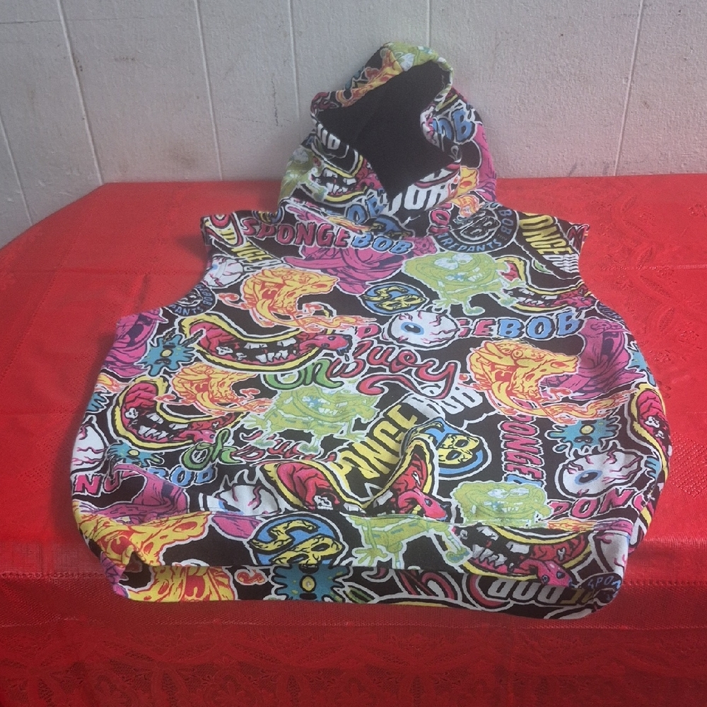 H&M Black Sleeveless Hoodie with Multicolor Cartoon Print